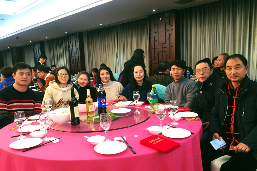 贏戰(zhàn)豬年、共創(chuàng)輝煌--山美股份隆重舉行2018年度表彰大會暨2019迎新年會